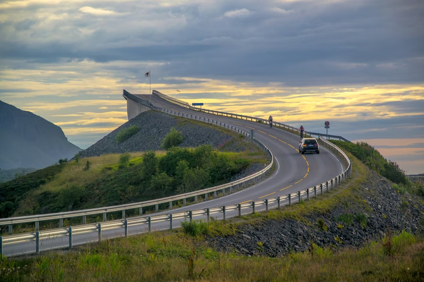 Roadtrip travel itineraries